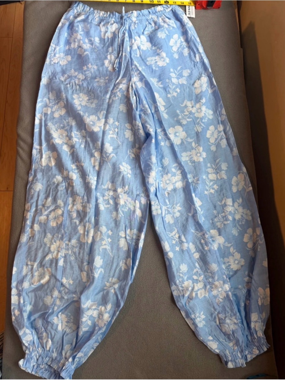NWT Old Navy High-Waisted Blue Floral Chiffon Harem Pants Small